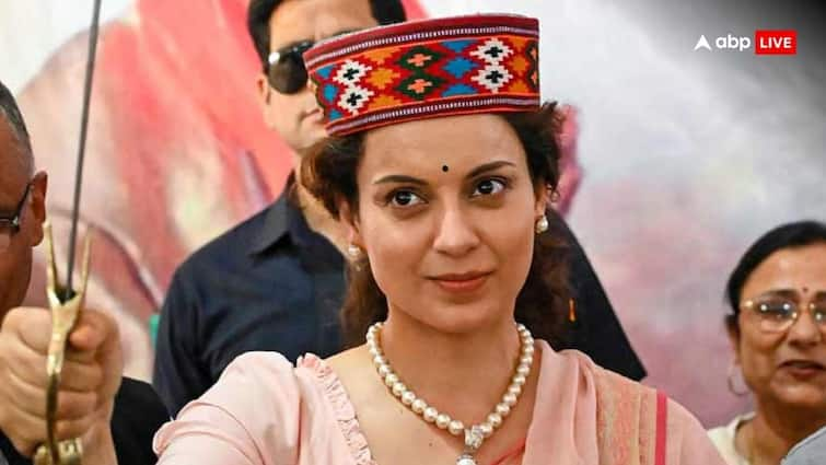 Kangana Ranaut Statement on Farmers Protest Congress Supriya Shrinate attack BJP Supriya Attack Kangana Ranaut: 'कान पकड़ कर माफी मांगें कंगना...', एक्ट्रेस के बयान पर किसने दी चेतावनी