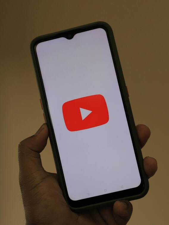 यूट्यूब पर 500 सब्सक्राइबर्स होने पर कितने पैसे मिलते हैं?