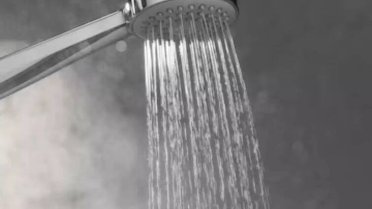 health-tips-cold-shower-benefits-and-effects-on-immunity-know-in-details abpp Cold Shower Benefits: ਕੀ ਠੰਢੇ ਪਾਣੀ ਨਾਲ ਨਹਾਉਣ ਨਾਲ ਇਮਿਊਨ ਸਿਸਟਮ ਮਜ਼ਬੂਤ ਹੁੰਦਾ ਹੈ​​, ਜਾਣੋ ਸੱਚ