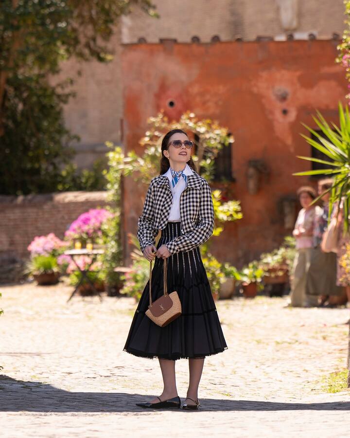 The preview also hints at Emily's continued friendships with Gabriel as well as her contacts with Camille, Mindy Chen, Alfie, and others.