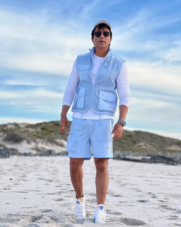 डीएनए के मुताबिक, एक्टर सोनू सूद ने कंगना रनौत की फिल्म मणिकर्णिका को साइन किया था. लेकिन कुछ अनबन हुई और सोनू की जगह मोहम्मत जीशान अय्युब ने काम किया था.