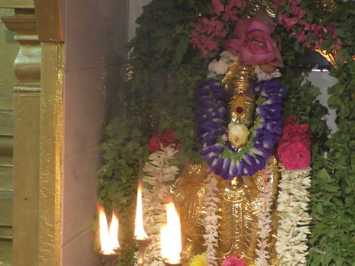 Karur Annasalai Sri Karpaga Vinayagar kovil Krishna Jayanti Abhishekam - TNN ஸ்ரீ கற்பக விநாயகர் ஆலயத்தில் வீற்றிருக்கும் கிருஷ்ண பகவானுக்கு சிறப்பு அபிஷேகம்