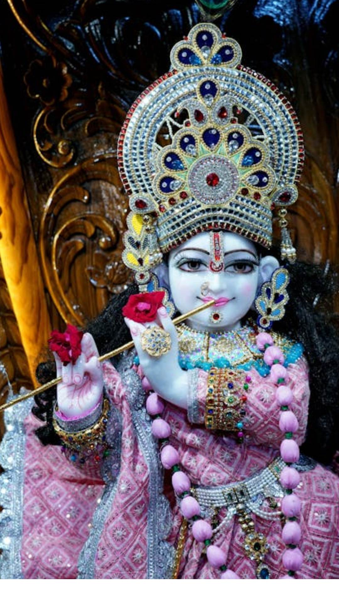 குஜாராத்தில் உள்ள துவாரகா கோயில்களில் பிரம்மாண்டமான கொண்டாடங்கள் நடைப்பெறும்