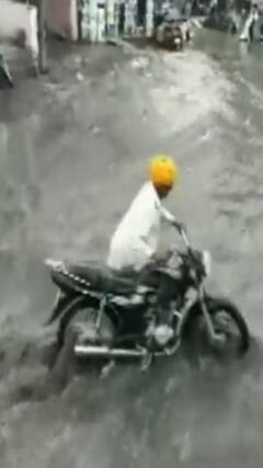 अजमेर में भारी बारिश के बाद बने बाढ़ जैसे हालात | Flood News | abpnewsshorts