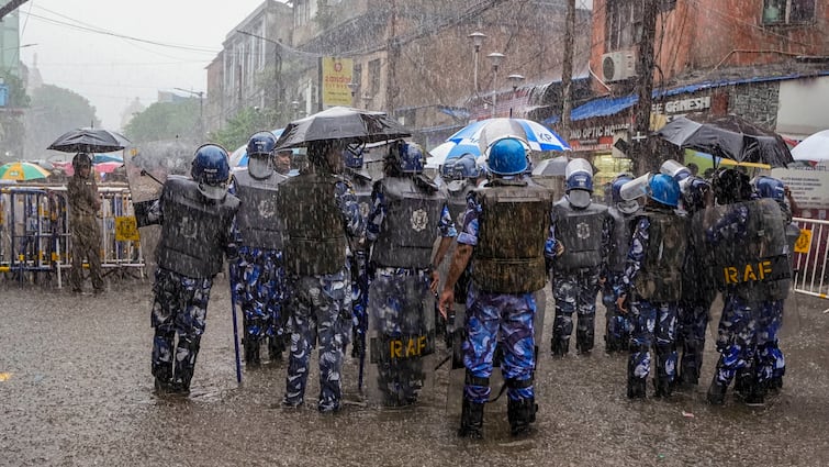 Kolkata News Nabanna Abhijan Paschim Banga Chatra Samaj Student Protest Kolkata Police RG Kar Medical College Doctor Rape-Murder Case Kolkata Braces For Student Protest, 4,000 Police Personnel Deployed Amid Fears Of 'Serious Breach Of Peace'