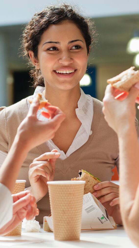 30ల్లో మహిళలు కచ్చితంగా తీసుకోవాల్సిన ఫుడ్స్ ఇవే