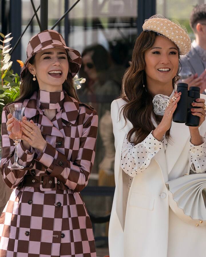 Along with a mysterious man, Emily is going on an adventure in Rome.