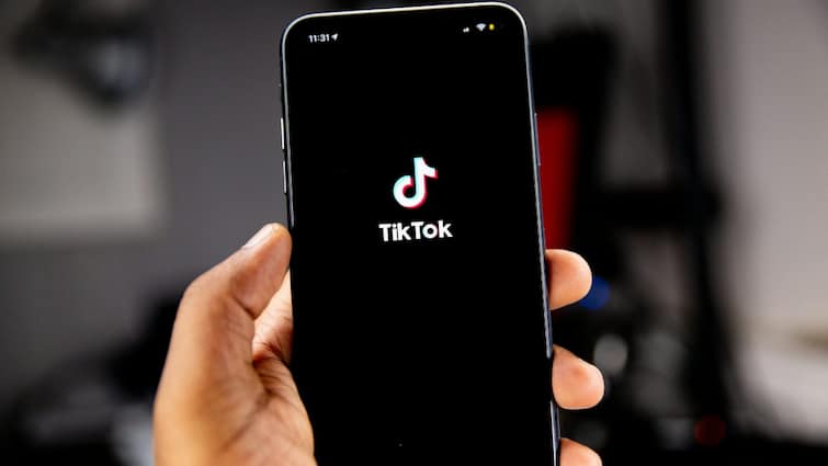 TikTok ban lifted in Nepal no ban in these neighboring countries of India too know the reason नेपाल में TikTok से प्रतिबंध हटा, भारत के किन किन पड़ोसी देशों में नहीं है इसपर बैन?