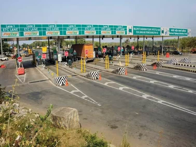 Toll fee hike  Sep 1  Do you know which toll plazas are in Tamil Nadu - TNN Toll Fee Hike: செப் 1 முதல் சுங்கச்சாவடி கட்டணம் உயர்வு?  - தமிழ்நாட்டில் எந்தெந்த சுங்கச்சாவடி தெரியுமா?