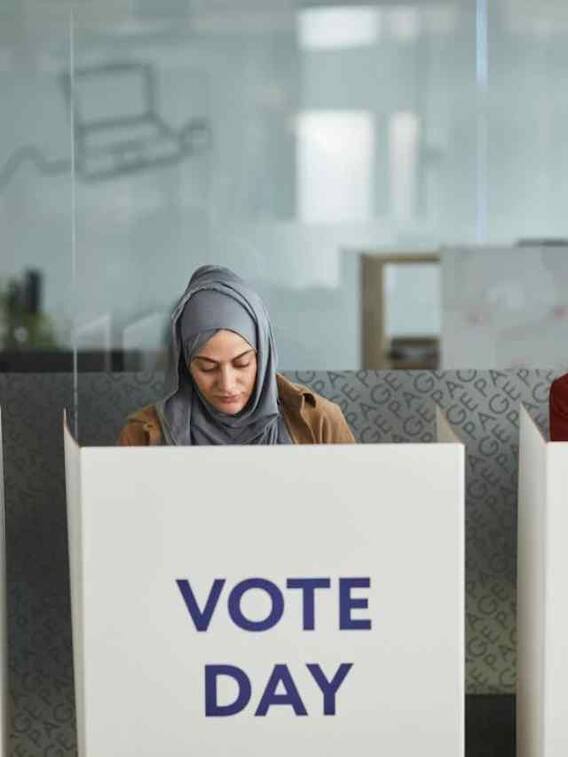 इस देश में वोट नहीं डालने पर हो जाती है जेल