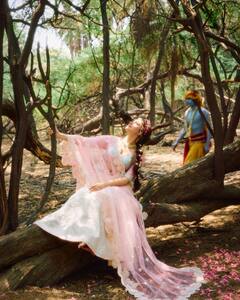 Celebreties Krishnashtami Looks : గోపికలుగా మారిన సినీ, బుల్లితెర సెలబ్రెటీలు.. ఎవరి లుక్ బాగుందంటారు?