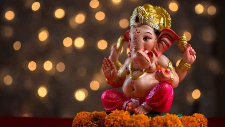 Ganesh Chaturthi 2024 Know Date Sthapana Muhurat Puja Vidhi Shubh muhurat And All About This Auspicious Festival Ganesh Chaturthi 2024: Know Date, Sthapana Muhurat, And All About This Festival