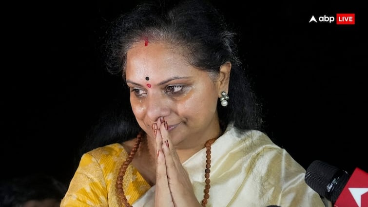 Delhi Excise Policy Case BRS leader K Kavitha walks out from Tihar jail after getting bail Delhi Liquor Policy Case: 'कानूनी और राजनीतिक रूप से लड़ूंगी', 5 महीने बाद तिहाड़ जेल से रिहा होने पर बोलीं के. कविता