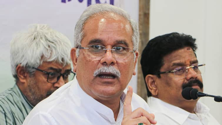 Mahadev App Case: Chhattisgarh Ex-CM Baghel In Trouble As State Govt Recommends CBI Probe In Alleged Scam Mahadev App Case: Chhattisgarh Ex-CM Baghel In Trouble As State Govt Recommends CBI Probe In Alleged Scam