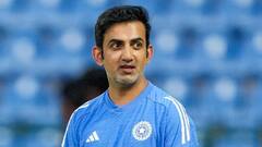 Gautam Gambhir Wife Natasha : पावसाळ्यात गौतम गंभीर झाला रोमँटिक; छत्री घेऊन पाहत होता पत्नीची वाट, म्हणाला...