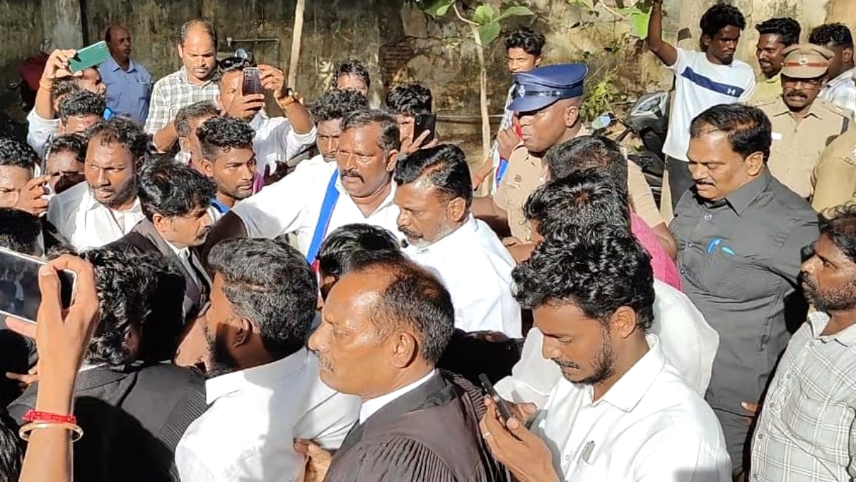 நீதிமன்றத்தில் ஆஜரான திருமாவளவன்... திக்கு முக்கு ஆடிய காவல்துறையினர்