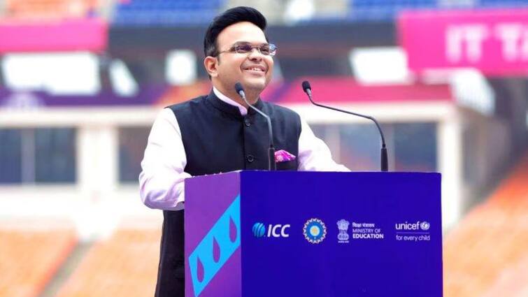 Jay Shah elected unopposed as ICC Chairman said our goal is to make cricket more inclusive and popular marathi news Jay Shah ICC Chairman : ICC चेअरमन बनताच जय शाह यांनी केलं मोठे वक्तव्य, आता घेणार 'हे' मोठे निर्णय