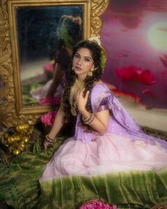 Celebreties Krishnashtami Looks : గోపికలుగా మారిన సినీ, బుల్లితెర సెలబ్రెటీలు.. ఎవరి లుక్ బాగుందంటారు?