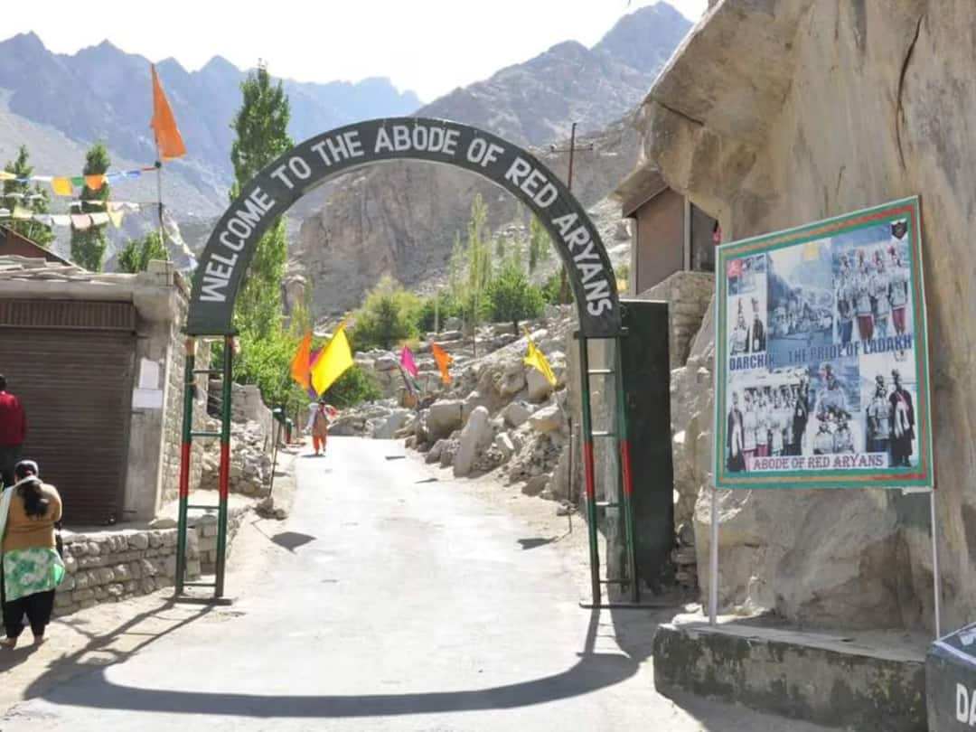Pregnancy tourism in Aryan village in Ladakh Pregnancy Tourism: ਦੁਨੀਆਂ ਭਰ ਤੋਂ ਭਾਰਤ ਦੇ ਇਸ ਪਿੰਡ ਦੇ ਮਰਦਾਂ ਨਾਲ ਸਰੀਰਕ ਸਬੰਧ ਬਣਾਉਣ ਆਉਂਦੀਆਂ ਨੇ ਔਰਤਾਂ, ਬਹੁਤ ਹੀ ਅਜੀਬ ਹੈ ਕਾਰਨ