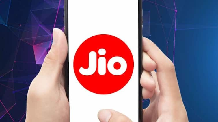 Jio Prepaid Plan Jio Rs 198 plan 28 GB data and unlimited calling Jio Prepaid Plan- ਜੀਓ ਦਾ 198 ਰੁਪਏ ਵਾਲਾ ਪਲਾਨ, 28 GB ਡਾਟਾ ਤੇ ਅਨਲਿਮਟਿਡ ਕਾਲਿੰਗ...