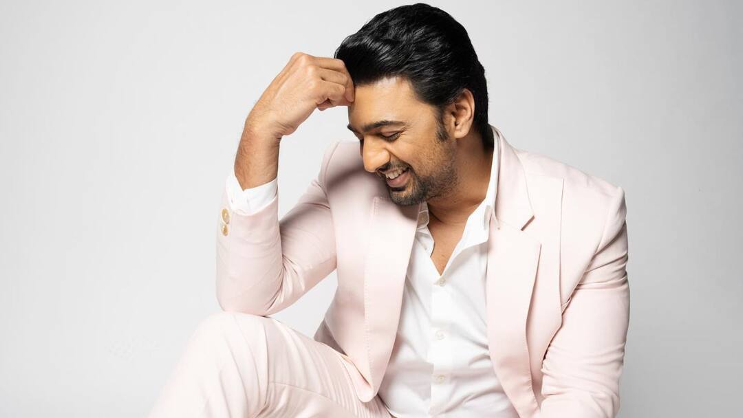 Dev On Khadaan: ছবির প্রথম ঝলক মুক্তির আগের রাতেই দরাজ সার্টিফিকেট পেলেন দেব! কার থেকে? Srijit Mukherjee praised Dev on Khadaan teaser entertainment News Bollywood Dev On Khadaan: ছবির প্রথম ঝলক মুক্তির আগের রাতেই দরাজ সার্টিফিকেট পেলেন দেব! কার থেকে?