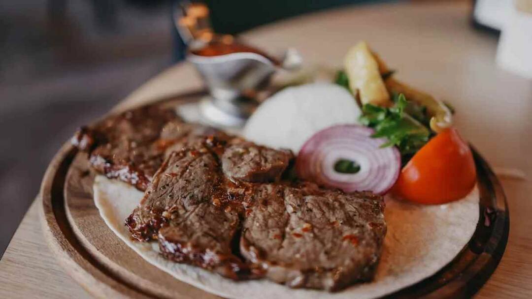 Red meat linked to increased type 2 diabetes risk Type 2 Diabetes: రోజూ రెడ్ మీట్ తింటున్నారా? డయాబెటిస్ ముప్పు తప్పదంటున్న పరిశోధకులు
