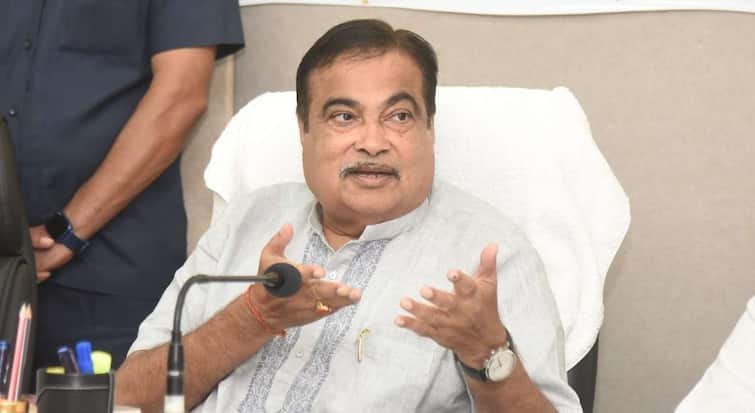 nitin gadkari displeasure over citizens suffer due to lack of coordination between development agencies Direct action warning to authorities marathi news विकास यंत्रणांमधील समन्वयाच्या अभावी नागरिकांना त्रास; नितीन गडकरींची नाराजी; अधिकाऱ्यांना थेट कारवाईचा इशारा