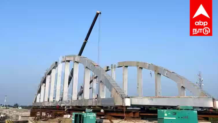 Viluppuram Traffic change railway flyover traffic has been changed - TNN Viluppuram Traffic change : விழுப்புரத்தில் போக்குவரத்து மாற்றம்... வாகன ஓட்டிகள் கவனத்திற்கு... முழு விவரம் உள்ளே !