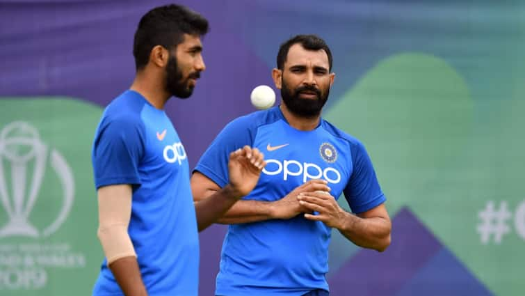 No Jasprit Bumrah Mohammed Shami Who will be India pace options in IND vs BAN Test latest sports news IND vs BAN: बुमराह और शमी नहीं! अब सिराज पर संशय... बांग्लादेश के खिलाफ कैसी होगी टीम इंडिया की तेज गेंदबाजी आक्रमण?