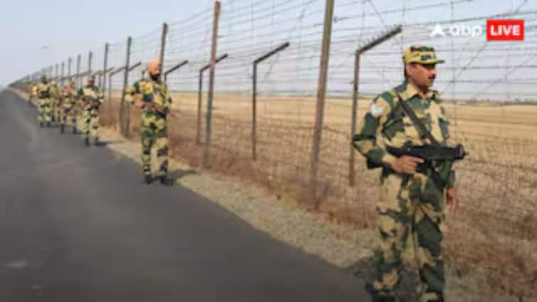 Bangladeshi Girl killed in border shooting BSF handed over the body of a 13-year old girl to the Border Guard Bangladesh Bangladeshi Girl Death On Indian Border : बांग्लादेश से भारत में घुसपैठ कर रहीं मां बेटी पर BSF ने की फायरिंग, 13 साल की हिंदू लड़की की मौत