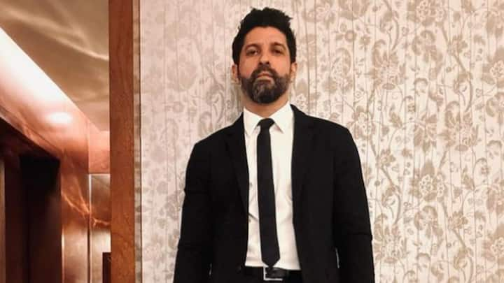 Farhan Akhtar On Growing Up In Interfaith Home: फरहान अख्तर ने हाल ही में अपनी परवरिश पर बातचीत की है. अभिनेता ने बताया कि कैसे इंटरफेथ घराने में उनकी परवरिश हुई.