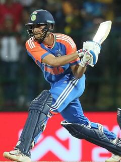 Shubman Gill: ਸ਼ੁਭਮਨ ਗਿੱਲ ਨੂੰ ਛੱਡ ਸਾਰਾ ਨੇ ਇਸ ਕ੍ਰਿਕਟਰ ਨਾਲ ਕਰਵਾਈ ਮੰਗਣੀ, ਸੋਸ਼ਲ ਮੀਡੀਆ 'ਤੇ ਤਸਵੀਰਾਂ ਵਾਇਰਲ