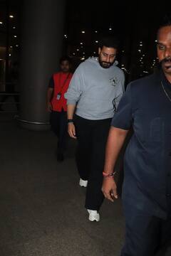 Abhishek Bachchan Spotted With Jaya Bachchan, Shweta At Airport, Fans Ask About Aishwarya Rai