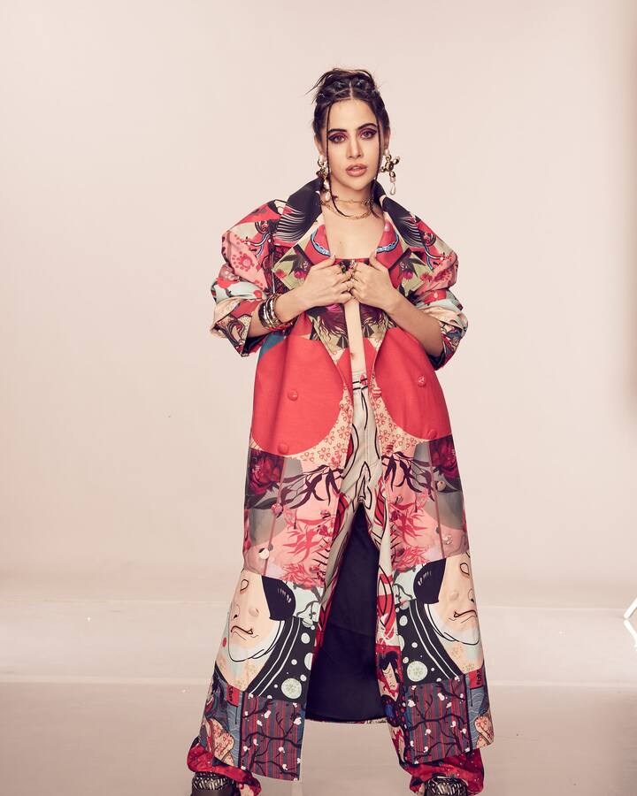 उर्फी जावेदने ते केले जे मोठ्या अभिनेत्री करू शकत नाहीत. ती लोकांचे टोमणे ऐकत राहिली आणि तिला हवे तसे करत राहिली. या ट्रोलिंगमुळे ती आणखी मजबूत झाली.