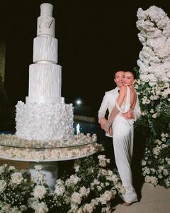 Amy Jackson And Other Bollywood Brides Who Opted For Totally Magical Wedding Venues, Ranked