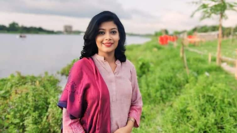 Bangladesh news Dhaka Journalist Sarah Rahanuma Working in Gazi TV Found Dead Dhaka: Woman Journalist Working In Arrested Minister's TV Channel Found Dead, Body Recovered From Lake