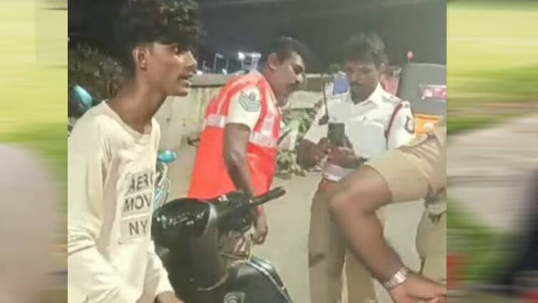 young man argument with the police under the influence of alcohol அவசரமா போறேன்: மது போதையில் போலீசாருடன் வாக்கு வாதம் செய்த இளைஞர்! அடுத்து என்ன?
