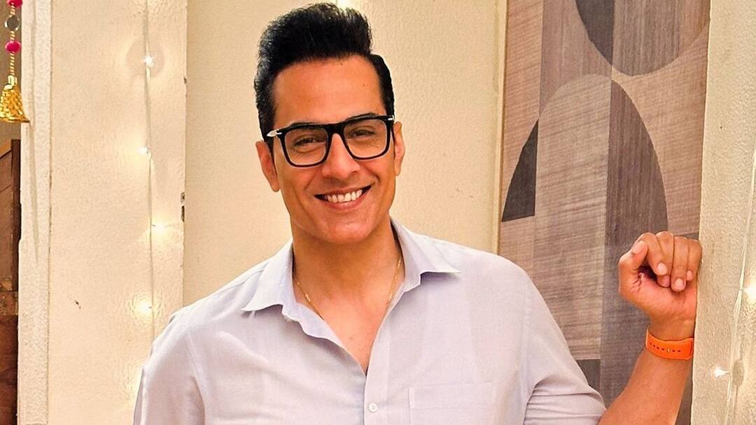 Sudhanshu Pandey aka Vanraaj Of 'Anupamaa' Quits The Show: 'Hame Jeevan Me Aage Badhna....' Sudhanshu Pandey aka Vanraaj Of 'Anupamaa' Quits Rupali Ganguly And Gaurav Khanna Show Sudhanshu Pandey aka Vanraaj Of 'Anupamaa' Quits The Show: 'Hame Jeevan Me Aage Badhna....'