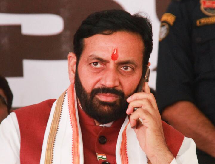 सीटों और वोट शेयर से इतर लोक पोल के सर्वे के जरिए जो पांच सबसे बड़ी और अहम बातें निकलकर आईं, उनमें यह भी संभावना है कि यह चुनाव बाईपोलर रहेगा.