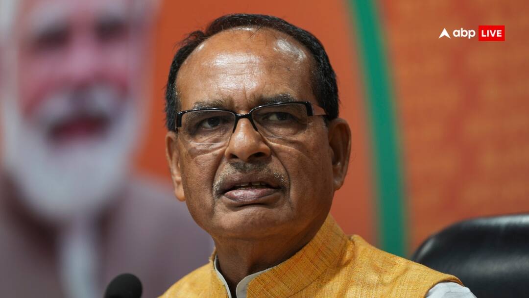 चंपाई सोरेन के समर्थन में आए शिवराज सिंह चौहान, 'JMM अब जासूसी मोर्चा हो गई है' Shivraj Singh Chouhan on Champai Soren spied BJP will uproot this government चंपाई सोरेन के समर्थन में आए शिवराज सिंह चौहान, 'JMM अब जासूसी मोर्चा हो गई है'