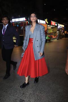 Sonam Kapoor And Madhuri Dixit Get Their Airport Look Right. See Pics