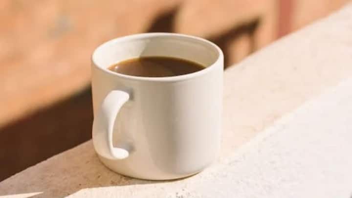 অর্জুন গাছের ছাল থেকে তৈরি করা যায়। যা হার্টের স্বাস্থ্যের জন্য একটি বহুল প্রচলিত আয়ুর্বেদিক প্রতিকার।