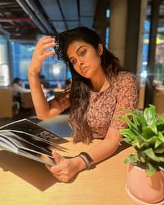 Divi Vadthya : ఎప్పుడూ ఫొటో షూట్స్ తోనే బిజీ అనుకోకండి..అప్పుడప్పుడు ఇలా బుద్ధిగా చదువుకుంటా అంటోన్న దివి!