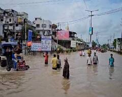 વરસાદની આગાહીઃ રાજ્યમાં આગામી ત્રણ કલાકમાં ગાજવીજ સાથે આ વિસ્તારમાં વરસાદ ભુક્કા બોલાવશે