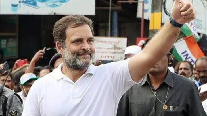 बैंक जैसी जगहों पर आप गलत हस्ताक्षर करके पैसे नहीं निकाल सकते. ऐसे में आपने बैंक अकाउंट खोलते समय जैसे साइन किए थे वैसे ही हमेशा करने होते हैं.