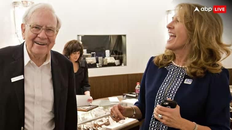 Warren Buffet: વૉરેન બફેટે રચ્યો ઇતિહાસ, 1 ટ્રિલિયન ડૉલરવાળી દુનિયાની પહેલી નૉન ટેક કંપની બની બર્કશાયર હેથવે History Making record by warren buffett berkshire hathaway with the hit 1 trillion dollars mark and becomes first non tech firm to reach this market value Warren Buffet: વૉરેન બફેટે રચ્યો ઇતિહાસ, 1 ટ્રિલિયન ડૉલરવાળી દુનિયાની પહેલી નૉન ટેક કંપની બની બર્કશાયર હેથવે