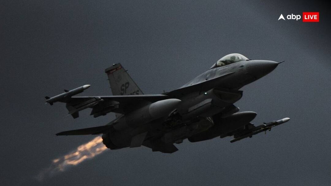 Ukraine Russia War: यूक्रेन में क्रैश हुआ 30 मिलियन डॉलर का अमेरिकी एफ-16 फाइटर जेट, हादसे में पायलट की मौत Ukraine Russia War US Made 30 Million Fighter Jet F 16 Crashed Top Pilot Kill Ukraine Russia War: यूक्रेन में क्रैश हुआ 30 मिलियन डॉलर का अमेरिकी एफ-16 फाइटर जेट, हादसे में पायलट की मौत