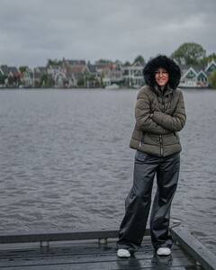 Mirnalini Ravi Photos : குழந்தையாய் மாறிய ரோமியோ நடிகை மிருணாளினி ரவி!