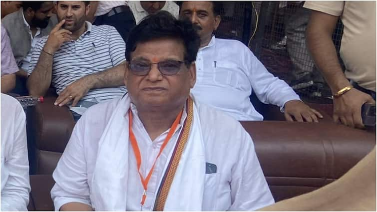 jammu kashmir assembly election 2024 Chander Mohan Sharma resigns from bjp over ticket distribution Jammu Kashmir: बीजेपी में टिकट बंटवारे को लेकर थम नहीं रहा विवाद, अब इस बड़े नेता ने दिया इस्तीफा