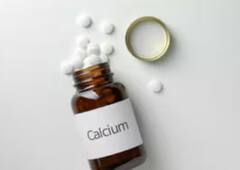 ਰਾਤ ਨੂੰ Calcium ਲੈਣਾ ਹੋ ਸਕਦਾ ਖਤਰਨਾਕ, ਜਾਣੋ ਇਸ ਨੂੰ ਲੈਣ ਦਾ ਸਹੀ ਸਮਾਂ